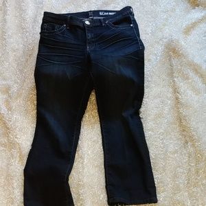 NY & Co low rise slim capri , new without tag SZ 8
